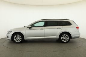 Volkswagen Passat - 2015