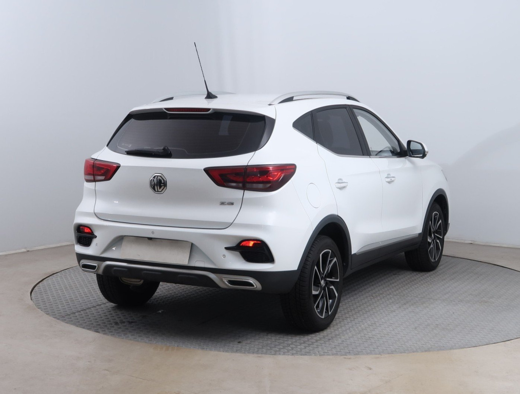 MG ZS SUV