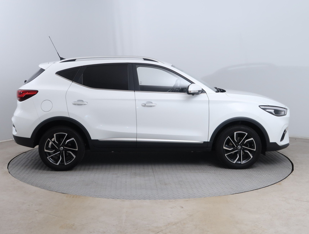 MG ZS SUV