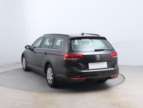 Volkswagen Passat - 2015