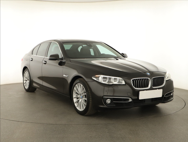 BMW 5 2015