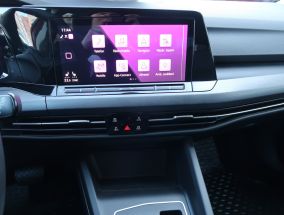 Volkswagen Golf - 2021