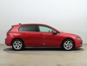 Volkswagen Golf - 2021