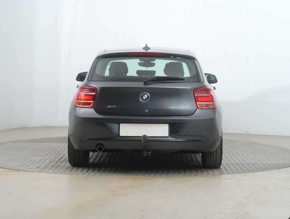 BMW 1