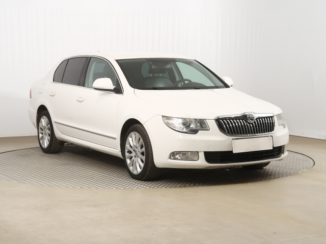 Škoda Superb 2013