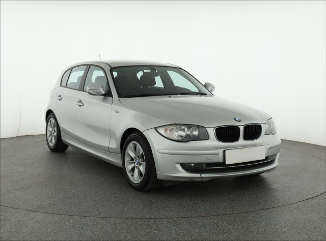 BMW 1 2011