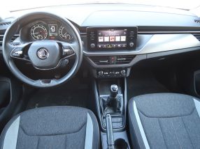 Škoda Kamiq - 2021