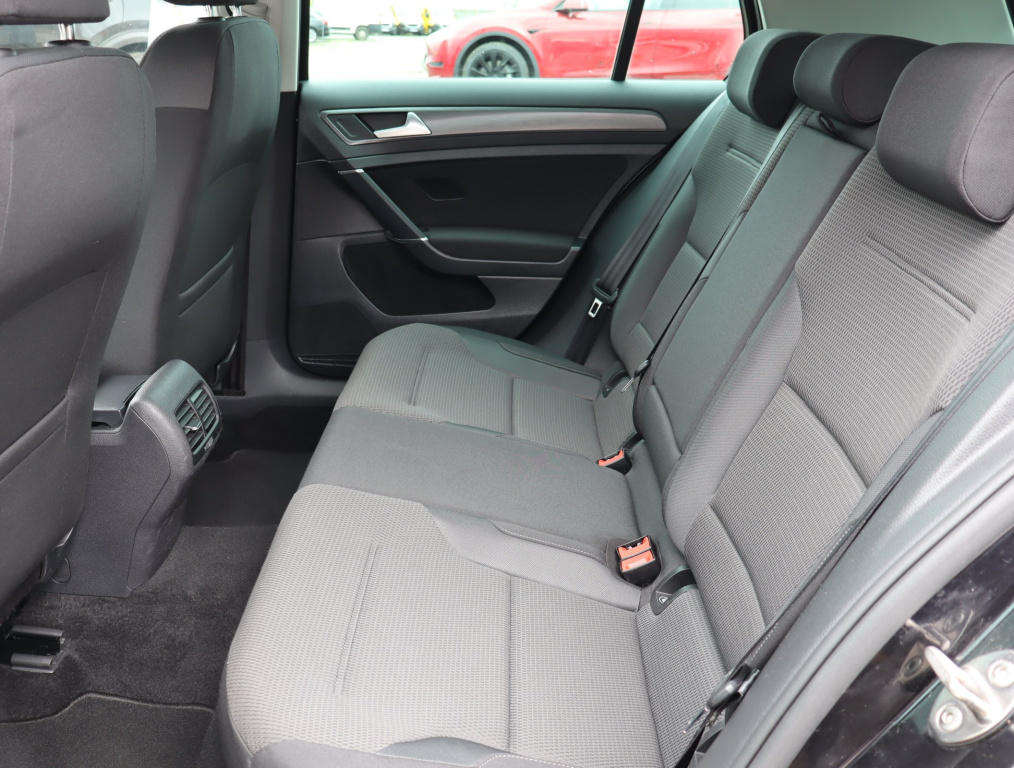 Volkswagen e-Golf