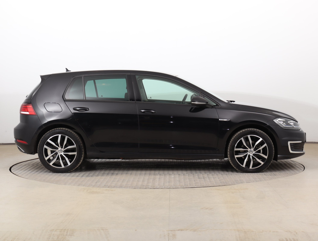 Volkswagen e-Golf