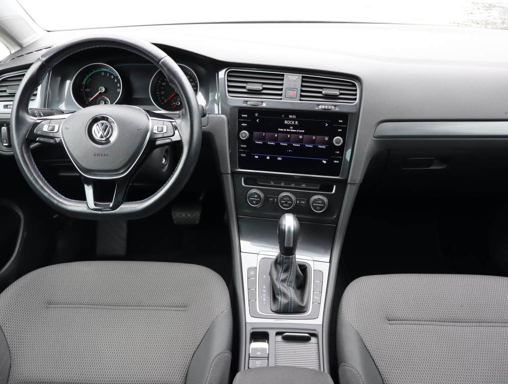 Volkswagen e-Golf