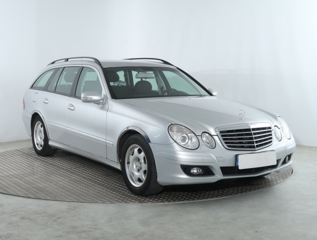 Mercedes-Benz E 2008
