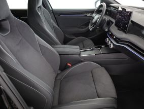 Škoda Superb - 2025