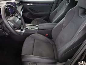 Škoda Superb - 2025