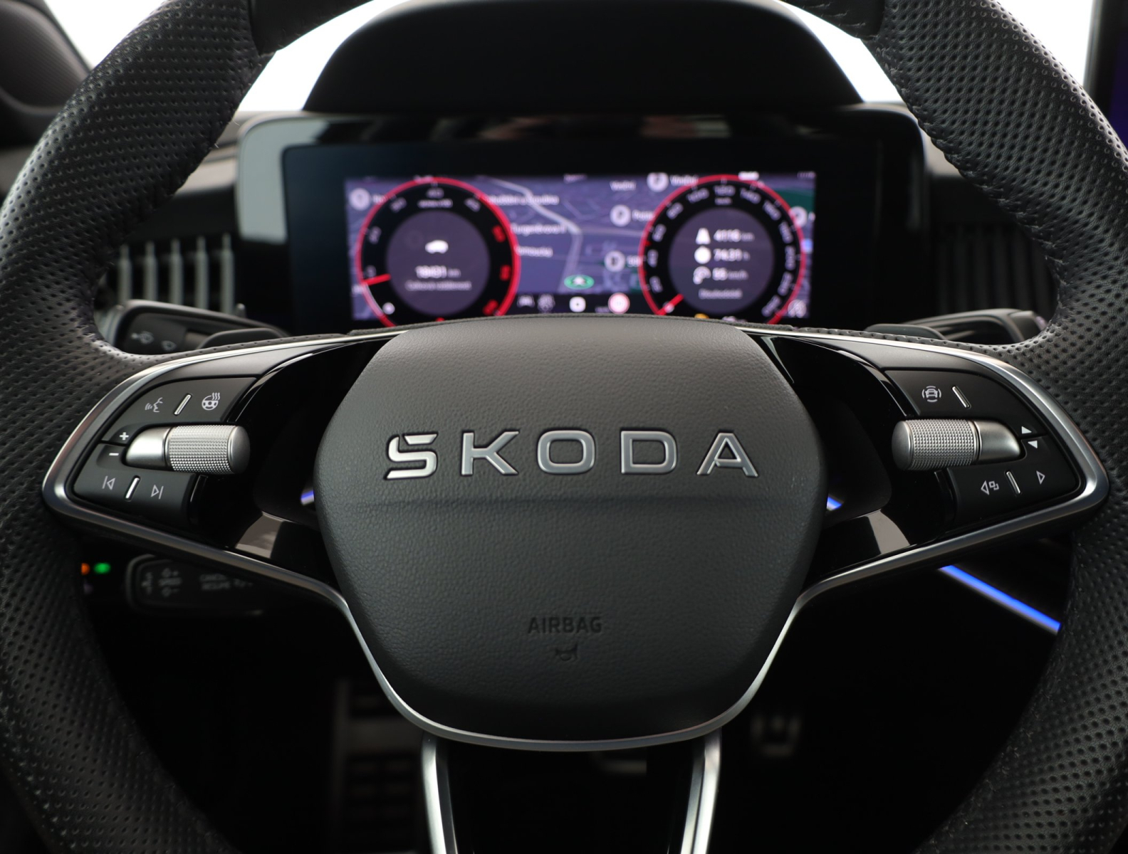 Škoda Superb - 2025