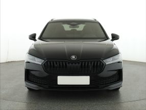Skoda Superb - 2025