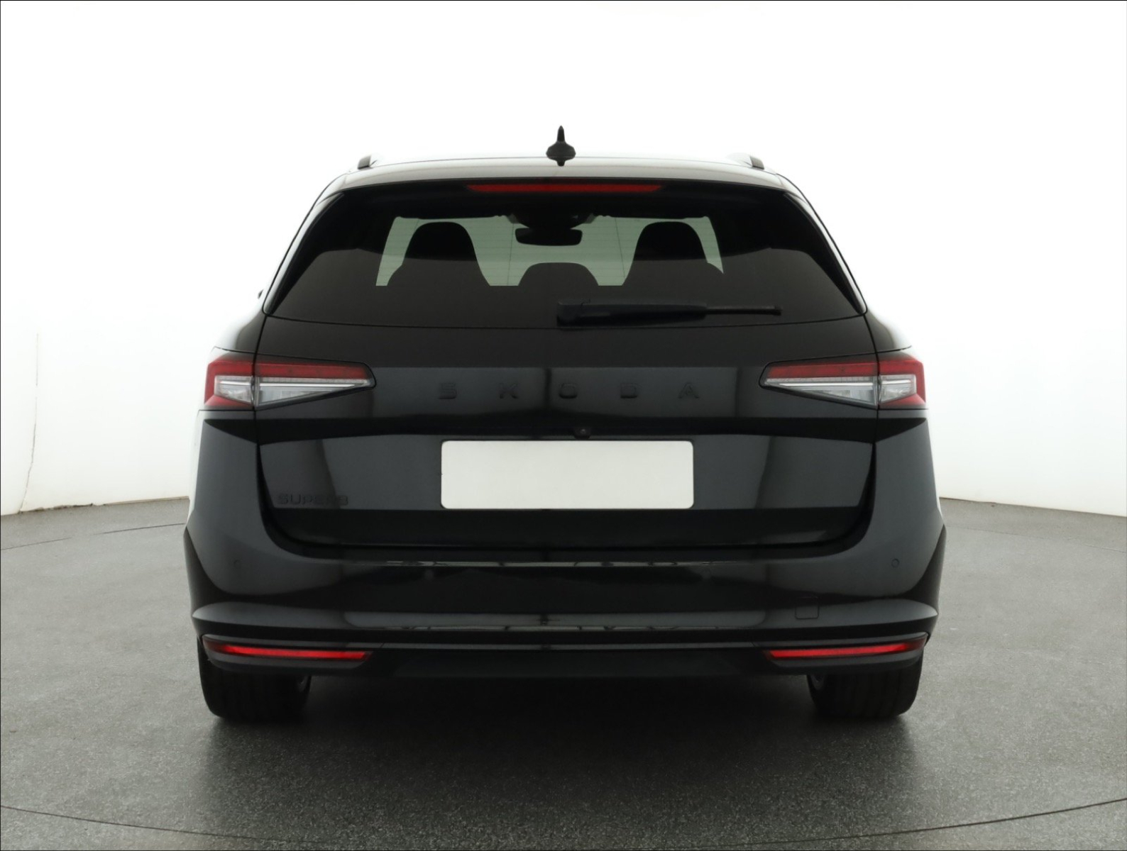 Škoda Superb - 2025