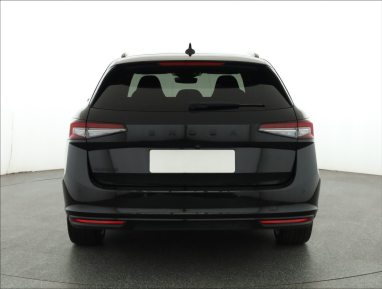 Škoda Superb - 2025