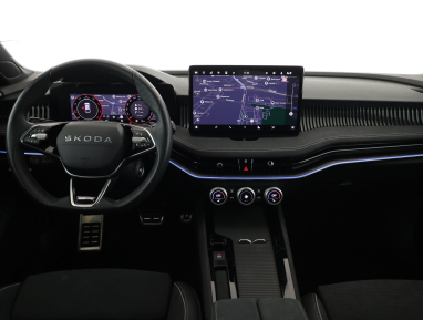 Škoda Superb - 2025