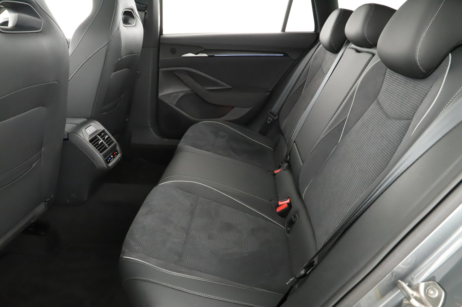 Škoda Superb - 2025