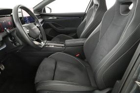 Škoda Superb - 2025