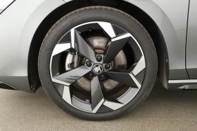 Škoda Superb - 2025