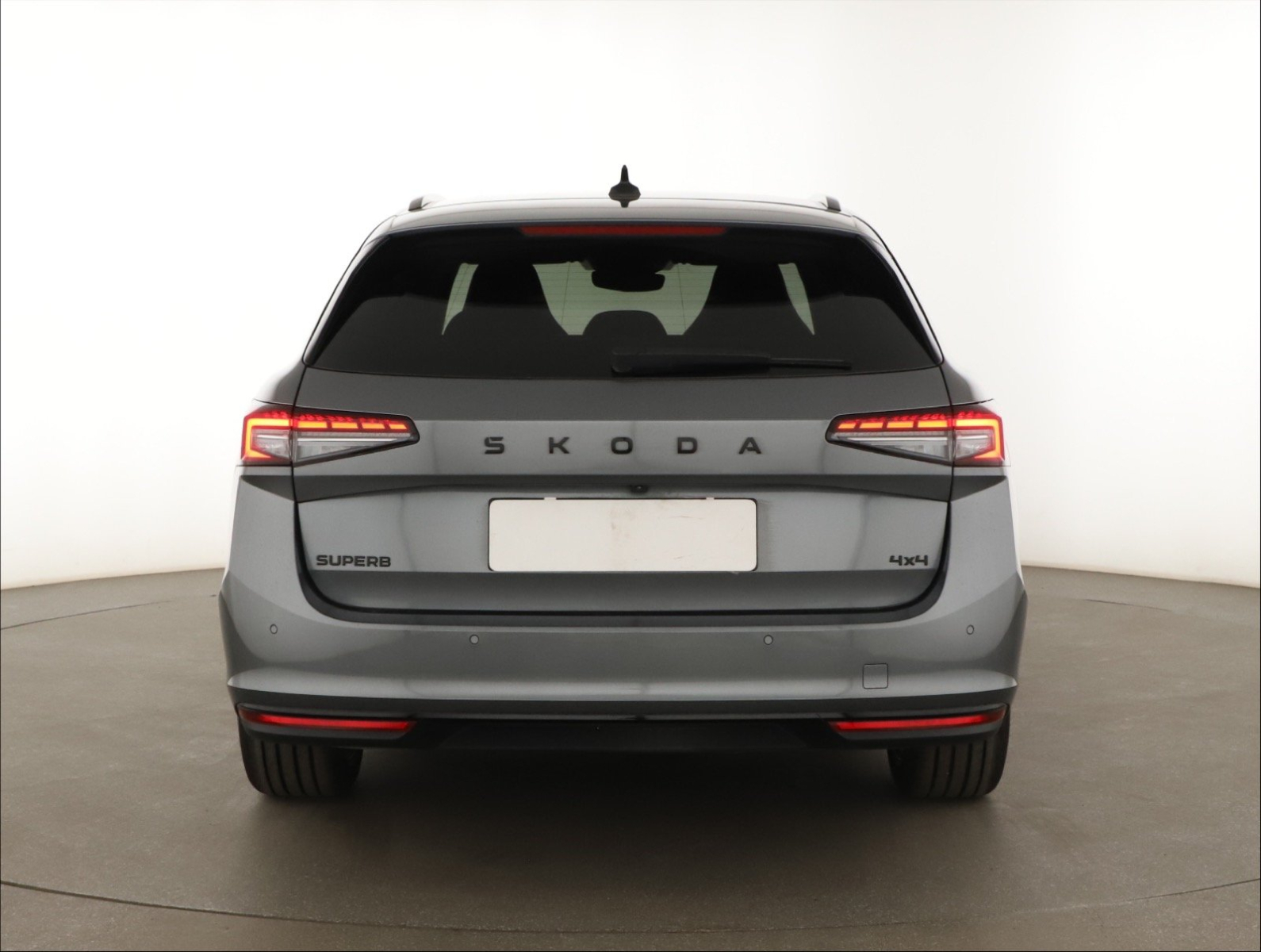Škoda Superb - 2025