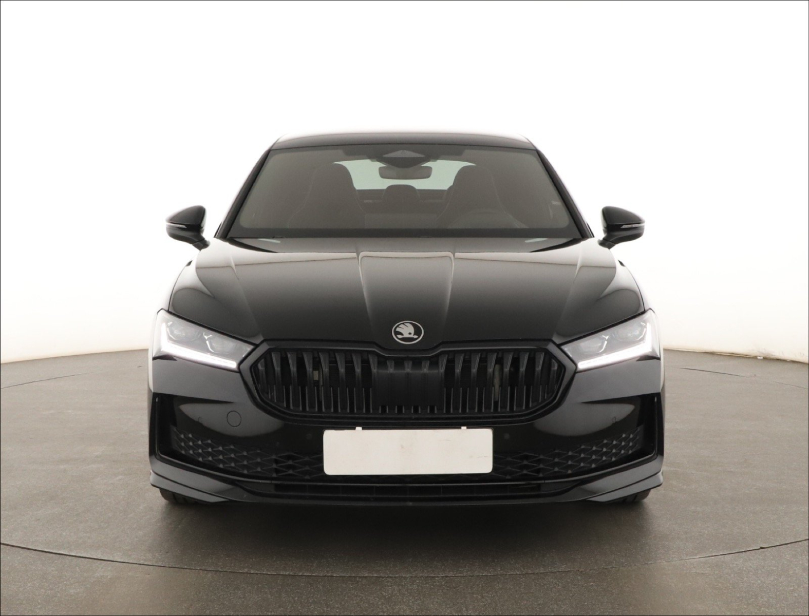 Škoda Superb - 2025
