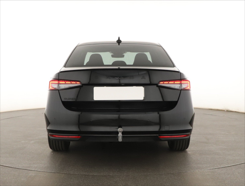 Škoda Superb, 2025