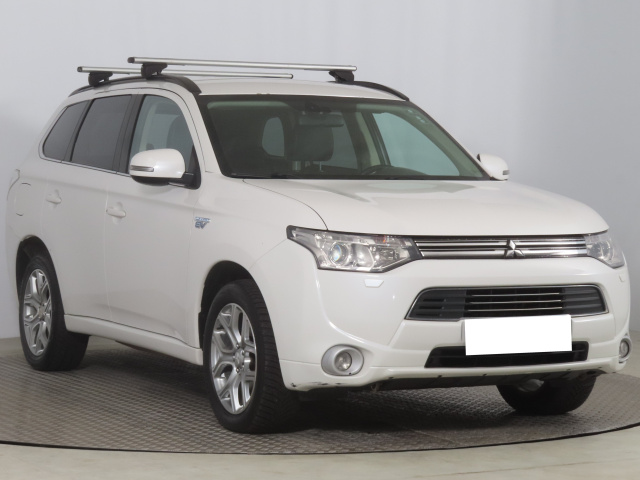Mitsubishi Outlander 2013