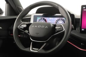 Škoda Superb - 2025
