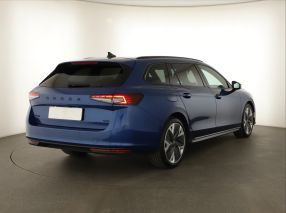 Škoda Superb - 2025
