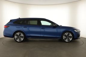Škoda Superb - 2025