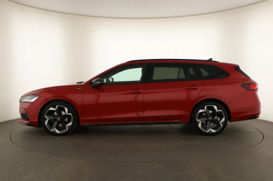 Škoda Superb - 2025