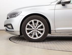 Volkswagen Passat - 2020