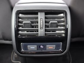 Volkswagen Passat - 2020