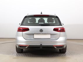 Volkswagen Passat - 2020