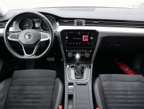 Volkswagen Passat - 2020