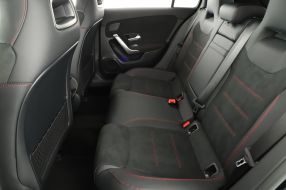 Mercedes-Benz A - 2025
