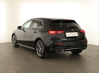 Mercedes-Benz A - 2025