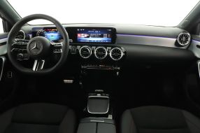 Mercedes-Benz A - 2025