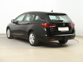 Opel Astra - 2019