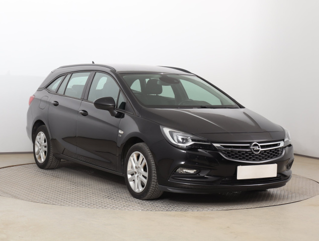 Opel Astra, 2019