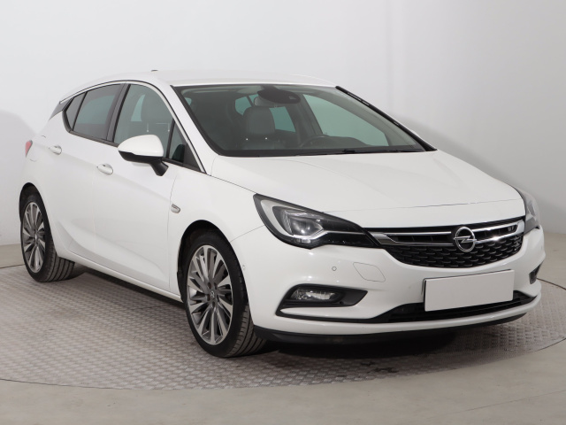 Opel Astra 2015