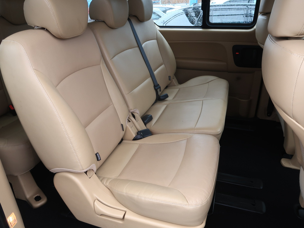 Hyundai H-1 Tour