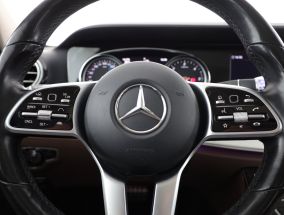 Mercedes-Benz E - 2019