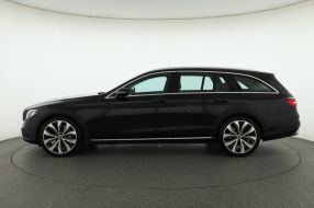 Mercedes-Benz E - 2019