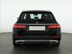 Mercedes-Benz E - 2019