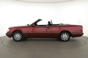 Mercedes-Benz E - 1994