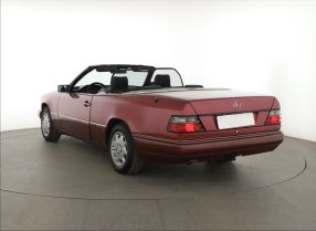 Mercedes-Benz E - 1994