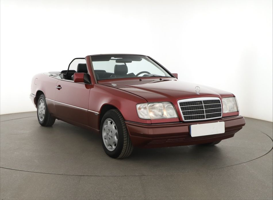 Mercedes-Benz E - 1994